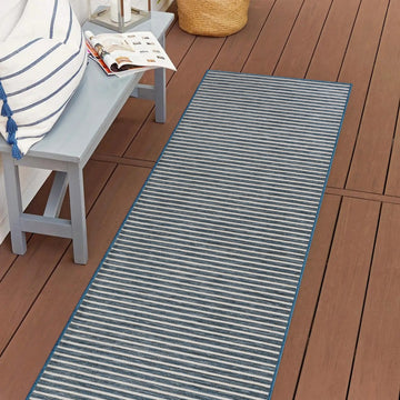 Damon Classic Coastal Pinstripe Reversible Machine-Washable Indoor/Outdoor Area Rug